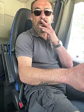 Snapshot of dzhakar chatting on May 2026 12:12:01 PM dzhakar online show from May 2026 12:12:01 PM