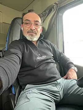 dzhakar online show from February 2026 12:26:01 PM