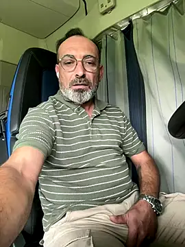 Snapshot of dzhakar chatting on October 2025 11:51:01 AM dzhakar online show from October 2025 11:51:01 AM