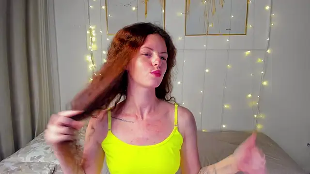 Snapshot of RubyAttwood chatting on November 2025 01:06:02 AM RubyAttwood online show from November 2025 01:06:02 AM