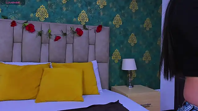 SuzanSmithh online show from November 2025 10:41:02 AM