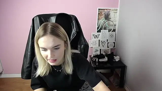 viktoria lovely online show from October 2025 09:31:01 AM