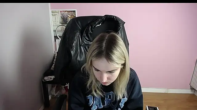 viktoria lovely online show from February 2026 06:34:02 AM