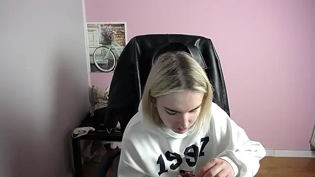 viktoria lovely online show from March 2026 08:11:02 AM