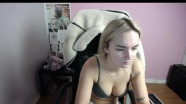 viktoria lovely online show from December 2025 09:41:01 AM