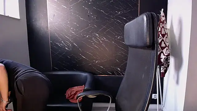 viktoria lovely online show from November 2025 01:15:02 PM