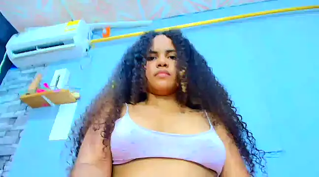 makena18 online show from February 2025 01:44:01 PM