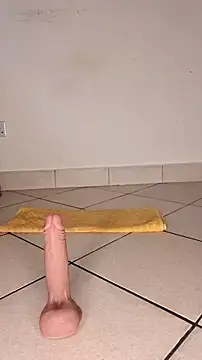 Perqueen online show from November 2025 11:42:02 AM