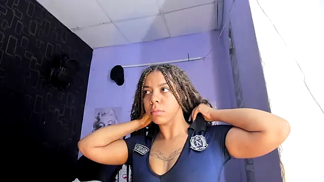 Alika01 online show from March 2025 01:27:02 PM