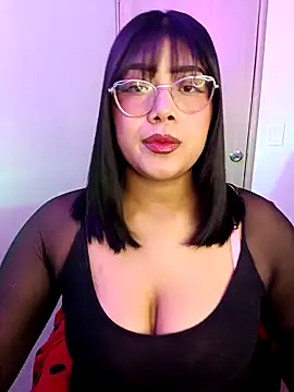 AlexaKimm online show from September 2025 03:56:01 PM