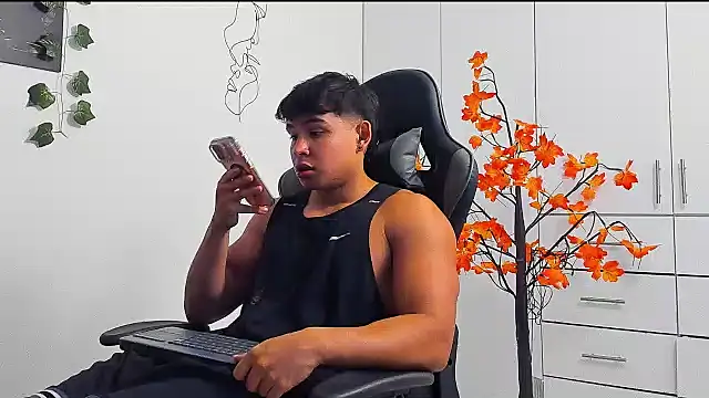 Snapshot of Bray_Kevin chatting on February 2026 04:56:01 AM Bray Kevin online show from February 2026 04:56:01 AM