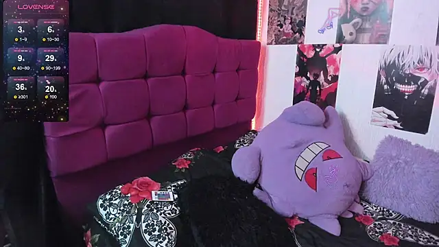 Violetx moon online show from July 2026 02:05:17 AM