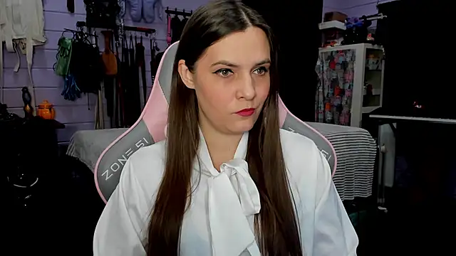 Snapshot of Stroynyash chatting on February 2025 04:51:01 PM Stroynyash online show from February 2025 04:51:01 PM