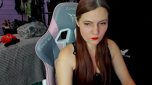 Stroynyash online show from December 2025 06:17:01 PM