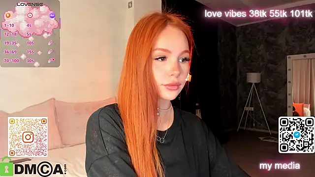 Tracy-Taylor online show from November 2025 12:33:01 AM