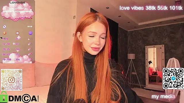 Tracy-Taylor online show from November 2025 12:36:02 AM