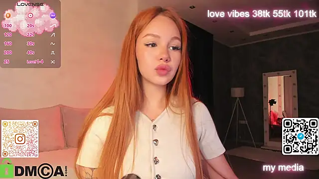 Tracy-Taylor online show from November 2025 12:48:01 AM