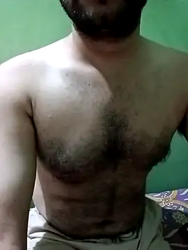 HathodaTyagi123 online show from April 2026 06:04:02 AM