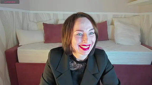 Jaqueline Richardson online show from February 2025 08:28:01 AM