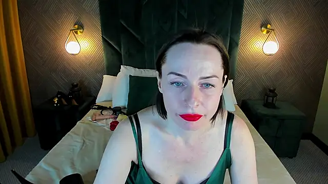 Jaqueline Richardson online show from March 2025 03:49:02 PM