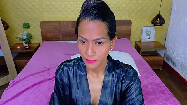 Snapshot of Mrs_booty chatting on February 2025 03:50:01 PM Mrs booty online show from February 2025 03:50:01 PM