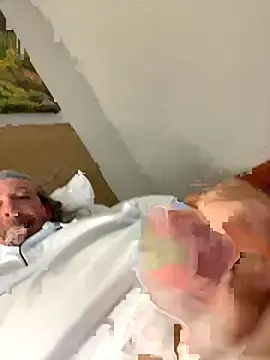 Snapshot of Helmut1971 chatting on October 2025 06:32:02 AM Helmut1971 online show from October 2025 06:32:02 AM