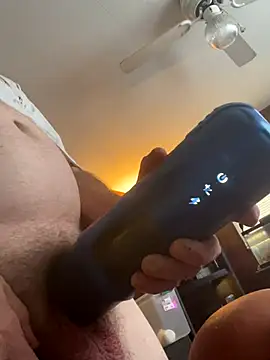 Snapshot of Helmut1971 chatting on November 2025 05:16:02 PM Helmut1971 online show from November 2025 05:16:02 PM