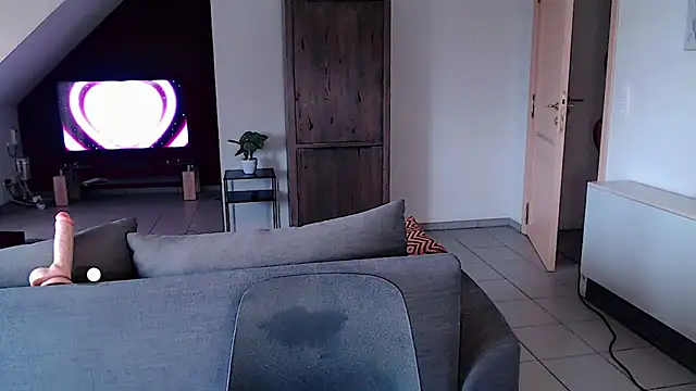 Snapshot of Ciinamonloren chatting on October 2025 10:16:01 AM Ciinamonloren online show from October 2025 10:16:01 AM