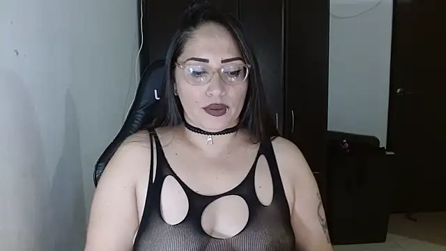 natashasmithe online show from November 2025 12:58:02 AM