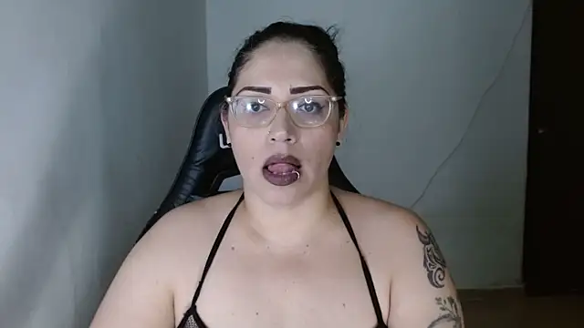 Snapshot of natashasmithe chatting on March 2026 01:23:02 AM natashasmithe online show from March 2026 01:23:02 AM