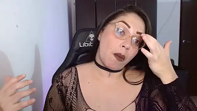 natashasmithe online show from September 2025 12:51:02 AM