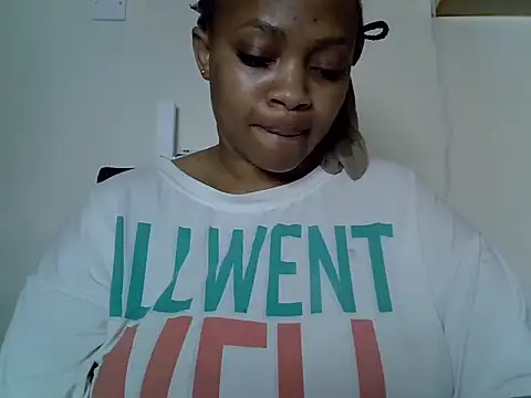 Snapshot of Brown_sexy chatting on November 2025 07:40:01 PM Brown sexy online show from November 2025 07:40:01 PM