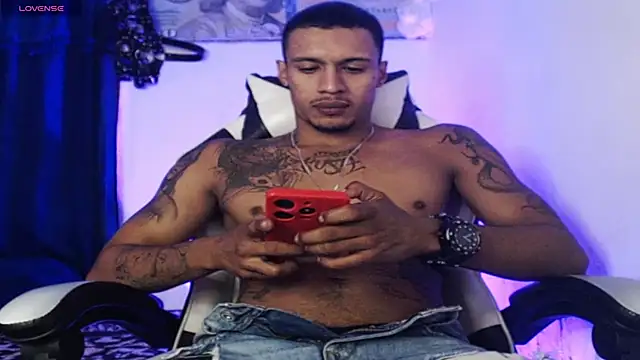 Ryan coopper online show from November 2025 02:37:02 AM