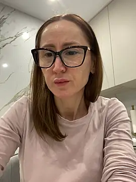 LauraDavis online show from March 2026 01:30:01 PM