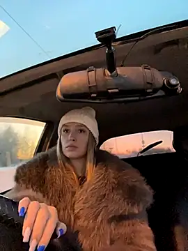 StasyWood online show from December 2025 02:01:02 AM