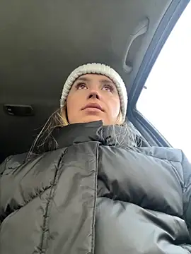 StasyWood online show from October 2025 02:11:01 AM