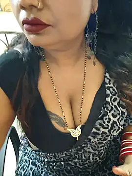 YR-SHIVANI online show from April 2026 06:07:02 AM