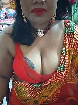 Snapshot of YR-SHIVANI chatting on July 2026 06:27:02 PM YR-SHIVANI online show from July 2026 06:27:02 PM