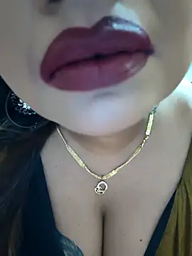 YR-SHIVANI online show from October 2025 05:50:02 AM