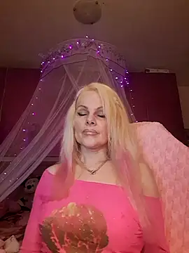 Angeldevilus online show from February 2026 11:33:01 PM