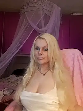Angeldevilus online show from April 2026 04:41:02 PM