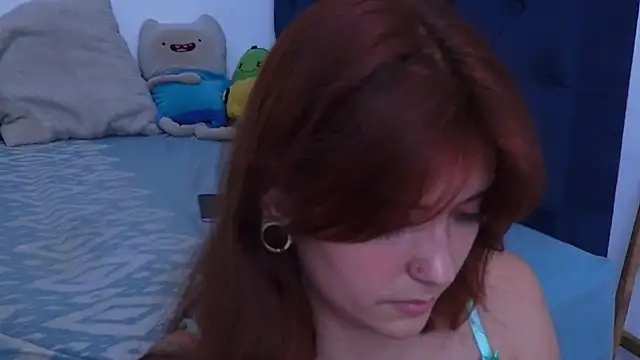 Snapshot of AliciaBasch chatting on October 2025 03:41:02 AM AliciaBasch online show from October 2025 03:41:02 AM