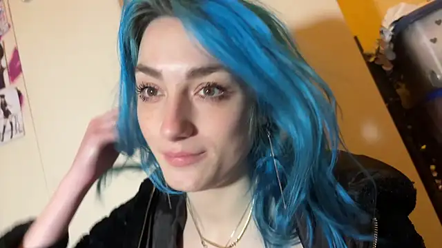 Monicbabe online show from November 2025 04:29:01 PM