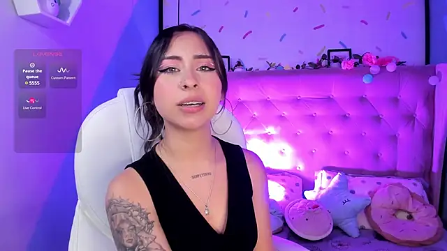  cloe martinez online show from February 2025 02:35:02 AM