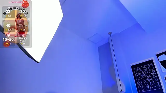  cloe martinez online show from October 2025 11:08:01 PM