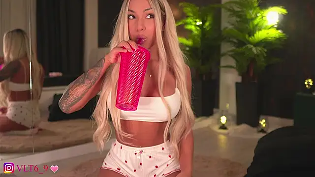 violettabunny03 online show from January 2026 11:55:01 PM