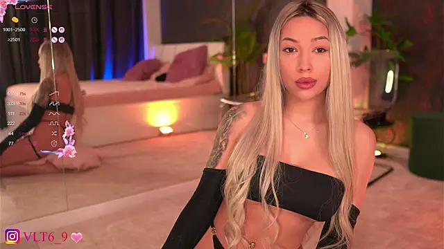violettabunny03 online show from March 2025 10:28:02 PM