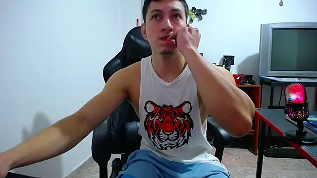 Iam yourbabyprincess XD online show from October 2025 09:36:01 PM