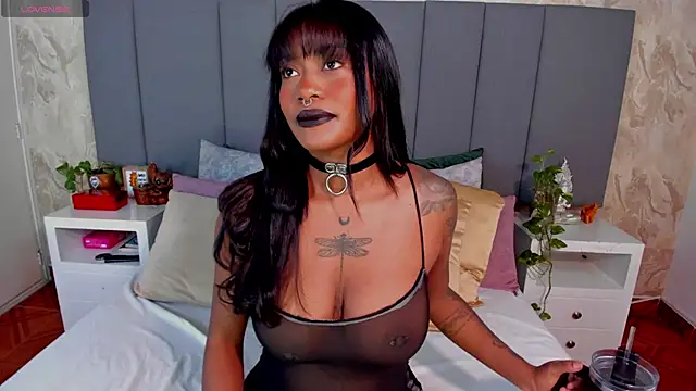 JulianaMiller online show from October 2025 10:55:02 PM