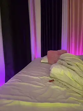 t-Booty risky  online show from March 2026 10:11:02 PM